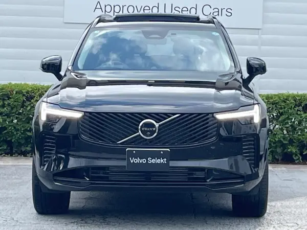 2025 Volvo Xc90 — photo 9 | Tuminion Kenya