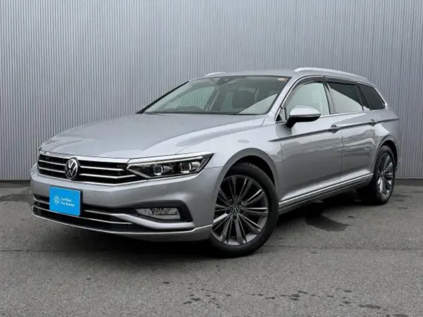 2021 Volkswagen Passat — photo 1