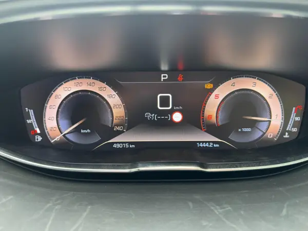 2020 Peugeot 5008 — photo 9 | Tuminion Kenya