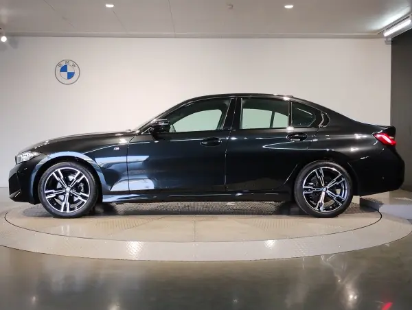 2025 Bmw 3 Series — photo 9 | Tuminion Kenya
