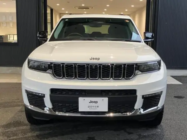 2023 Jeep Grand Cherokee — photo 2 | Tuminion Kenya