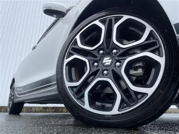 2024 Suzuki Swift — photo 8 | Tuminion Kenya
