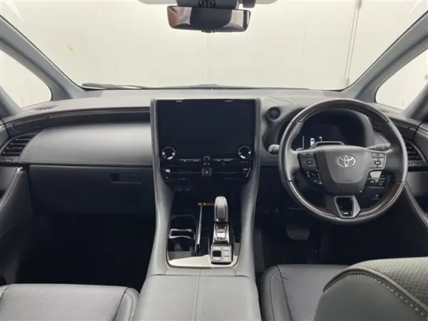 2024 Toyota Alphard — photo 2 | Tuminion Kenya