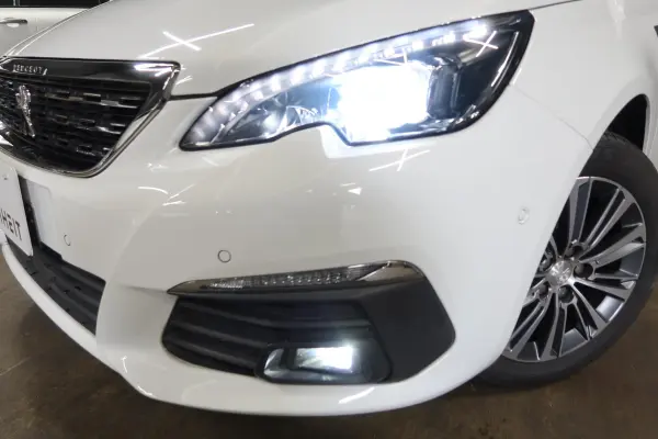 2021 Peugeot 308 — photo 8 | Tuminion Kenya