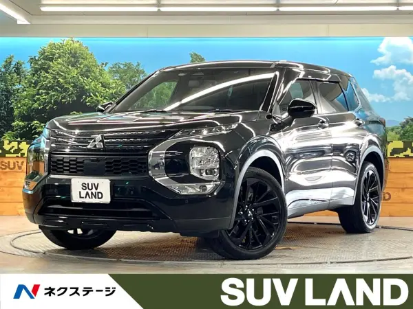 Mitsubishi Outlander PHEV 2.4 Black Edition 4WD — 2023, 27,000km, for sale in Kenya