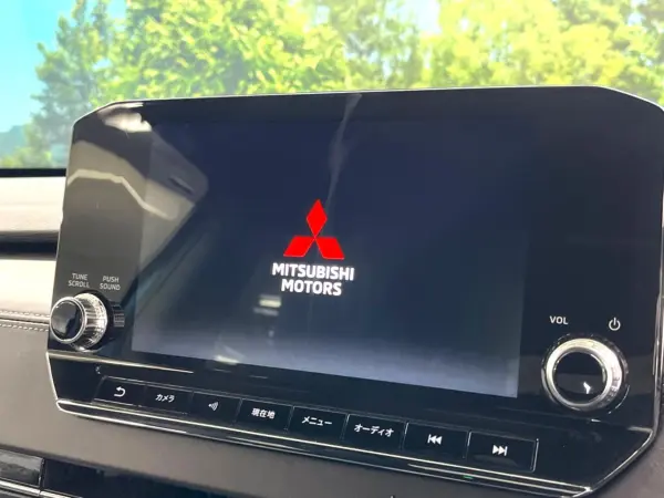 2023 Mitsubishi Outlander — photo 3 | Tuminion Kenya