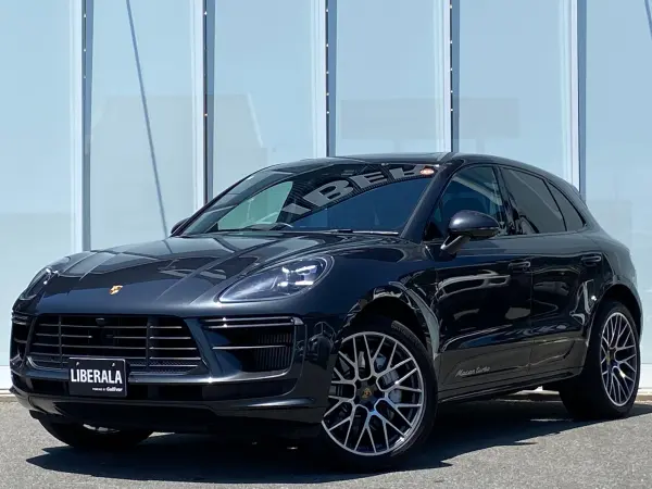 2020 Porsche Macan — photo 8 | Tuminion Kenya