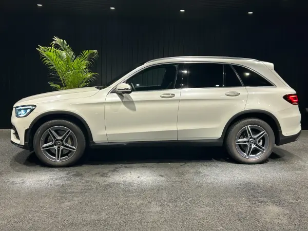 2022 Mercedes-benz Glc — photo 2 | Tuminion Kenya