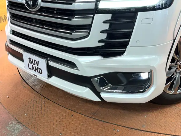 2023 Toyota Landrcuiser 300 — photo 7 | Tuminion Kenya