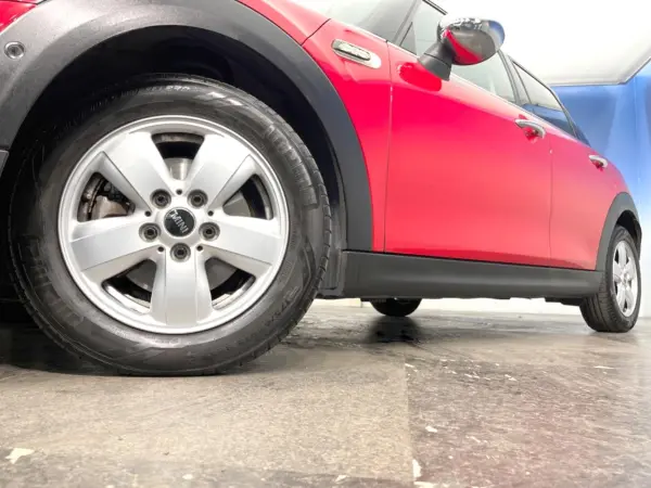 2019 Mini Cooper — photo 9 | Tuminion Kenya