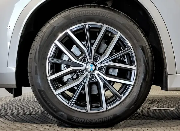 2025 Bmw X1 — photo 9 | Tuminion Kenya