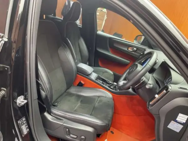 2018 Volvo Xc40 — photo 7 | Tuminion Kenya