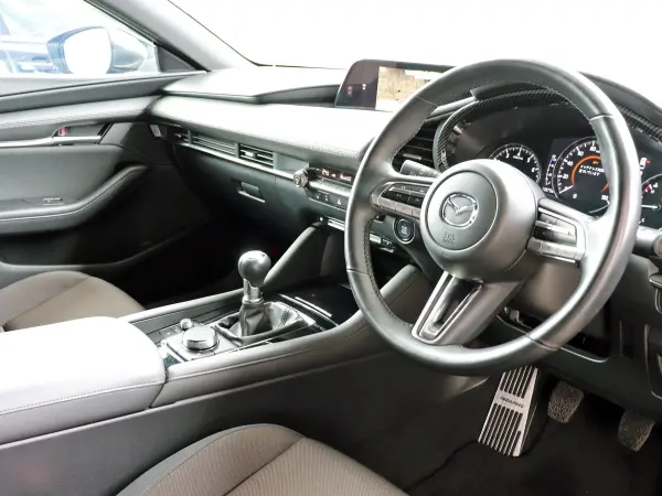 2021 Mazda 3 Fastback — photo 9 | Tuminion Kenya
