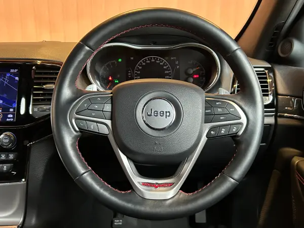 2019 Jeep Grand Cherokee — photo 3 | Tuminion Kenya