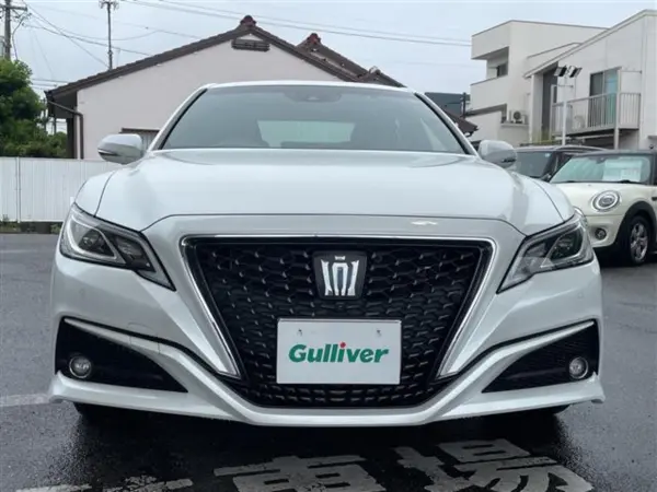 2021 Toyota Crown — photo 8 | Tuminion Kenya