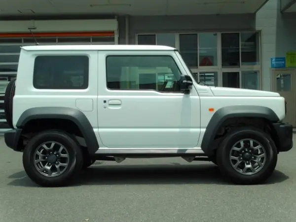 2023 Suzuki Jimny Sierra — photo 2 | Tuminion Kenya