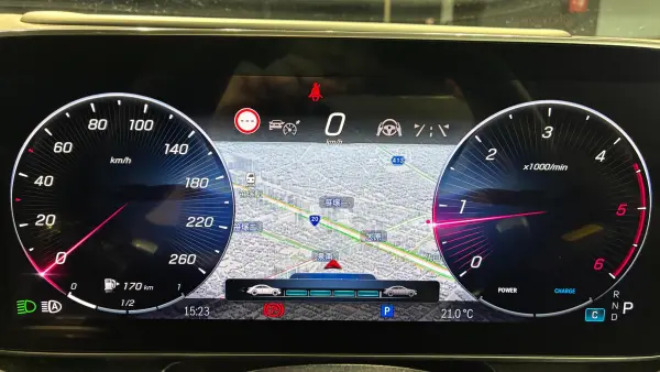 2024 Mercedes-benz Glc — photo 9 | Tuminion Kenya
