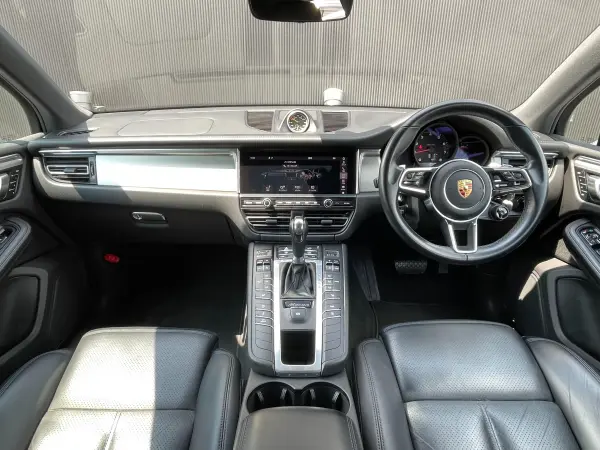 2019 Porsche Macan — photo 2 | Tuminion Kenya