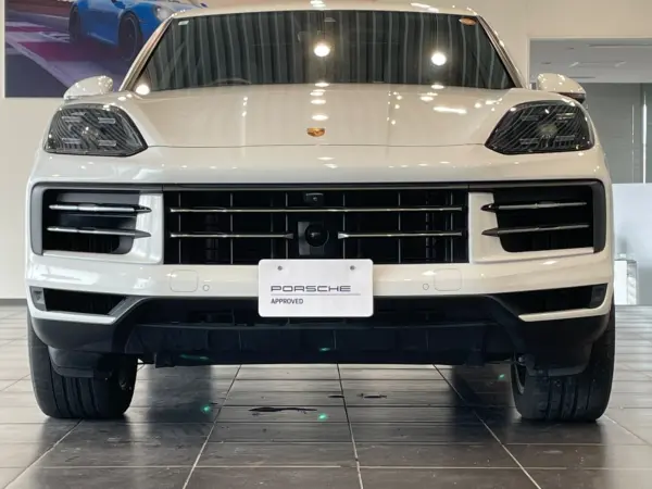 2023 Porsche Cayenne — photo 3 | Tuminion Kenya