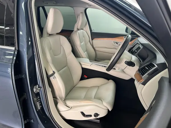 2021 Volvo Xc90 — photo 3 | Tuminion Kenya
