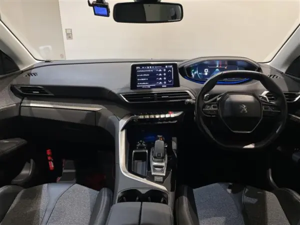 2018 Peugeot 3008 — photo 2 | Tuminion Kenya