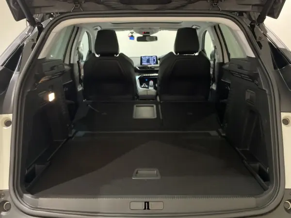 2018 Peugeot 3008 — photo 7 | Tuminion Kenya