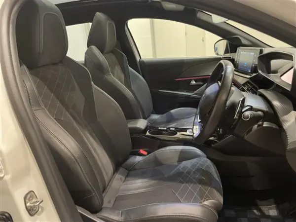 2022 Peugeot 208 — photo 7 | Tuminion Kenya