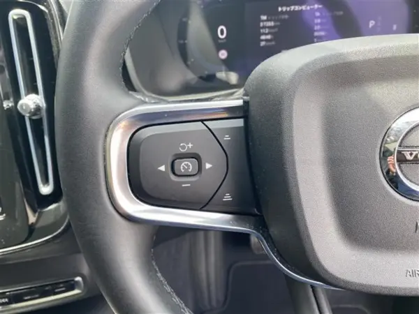 2023 Volvo Xc40 — photo 7 | Tuminion Kenya