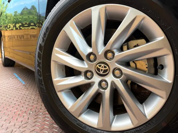 2023 Toyota Noah — photo 9 | Tuminion Kenya