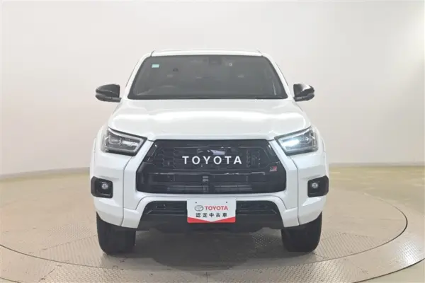 2024 Toyota Hilux — photo 2 | Tuminion Kenya