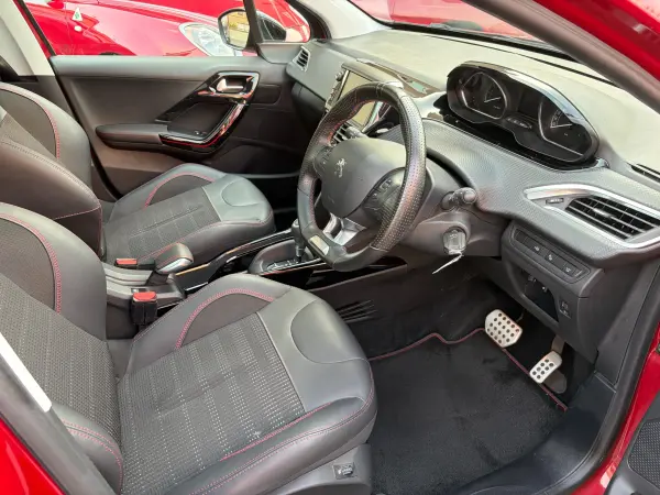 2018 Peugeot 2008 — photo 8 | Tuminion Kenya