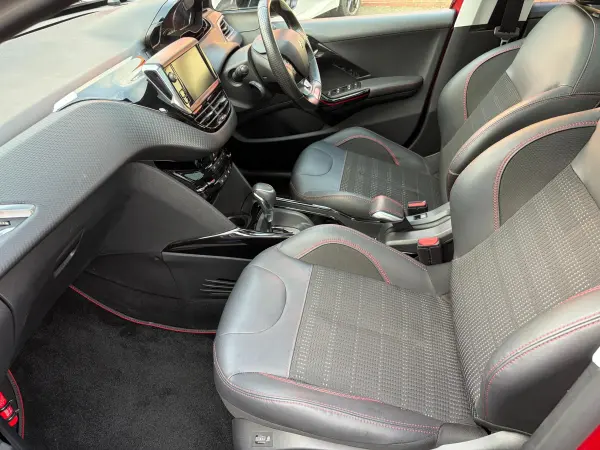 2018 Peugeot 2008 — photo 9 | Tuminion Kenya