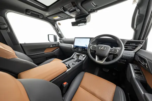 2025 Lexus Gx — photo 9 | Tuminion Kenya