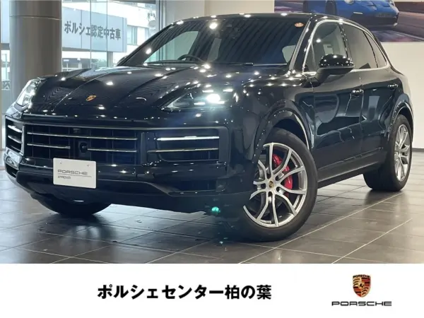 2025 Porsche Cayenne — photo 1
