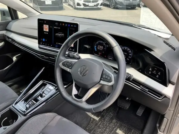 2025 Volkswagen Golf — photo 2 | Tuminion Kenya
