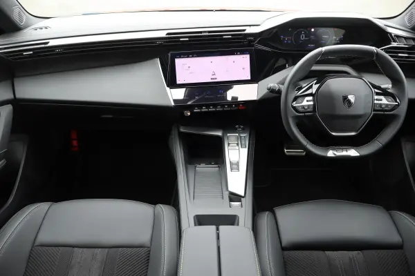2024 Peugeot 308 — photo 2 | Tuminion Kenya