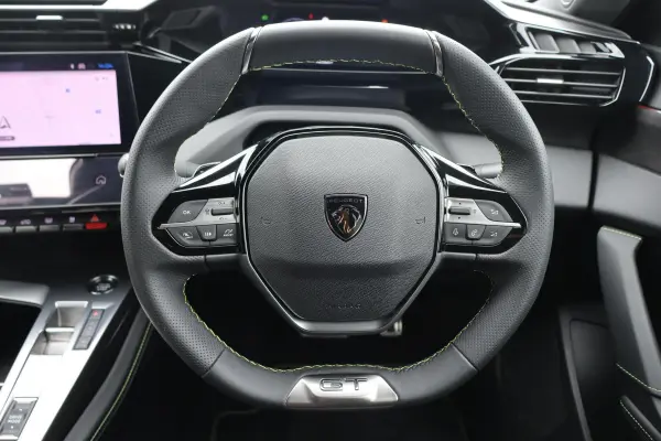 2024 Peugeot 308 — photo 3 | Tuminion Kenya