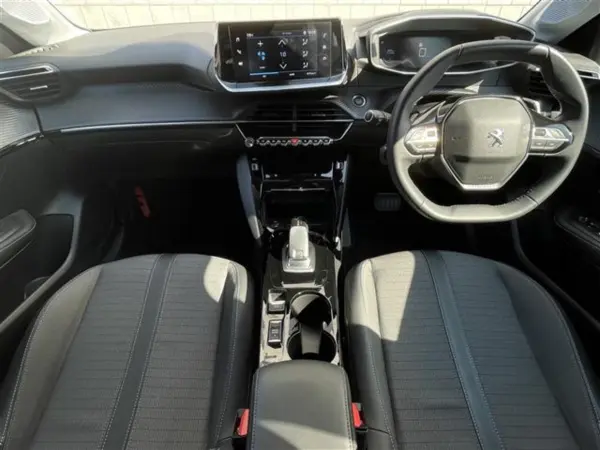 2021 Peugeot 208 — photo 2 | Tuminion Kenya