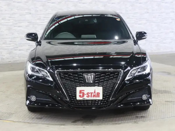 2019 Toyota Crown — photo 8 | Tuminion Kenya