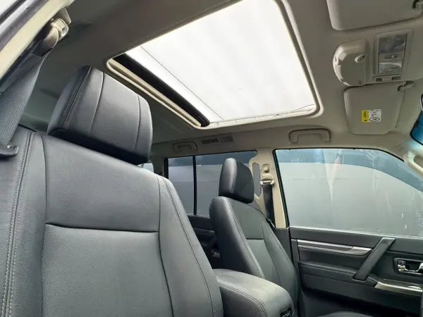 2019 Mitsubishi Pajero — photo 7 | Tuminion Kenya