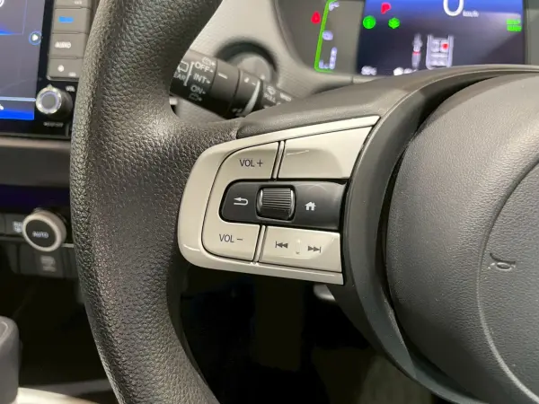 2021 Honda Fit — photo 9 | Tuminion Kenya