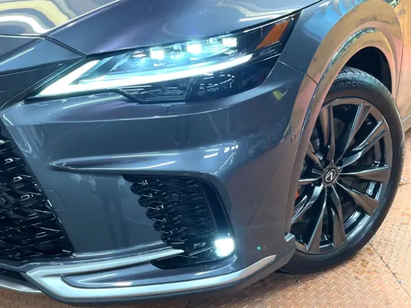 2025 Lexus Rx — photo 8 | Tuminion Kenya