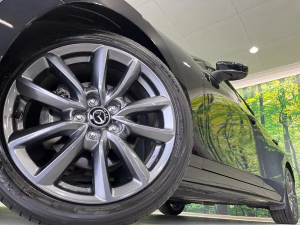 2021 Mazda 3 Fastback — photo 9 | Tuminion Kenya