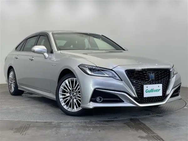 2019 Toyota Crown — photo 1