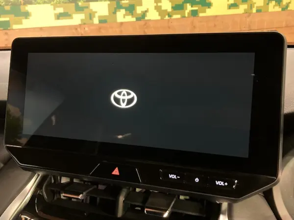 2025 Toyota Harrier — photo 7 | Tuminion Kenya
