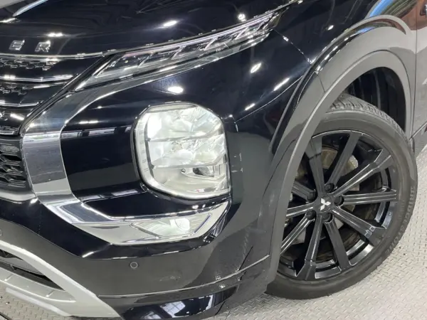 2022 Mitsubishi Outlander — photo 8 | Tuminion Kenya