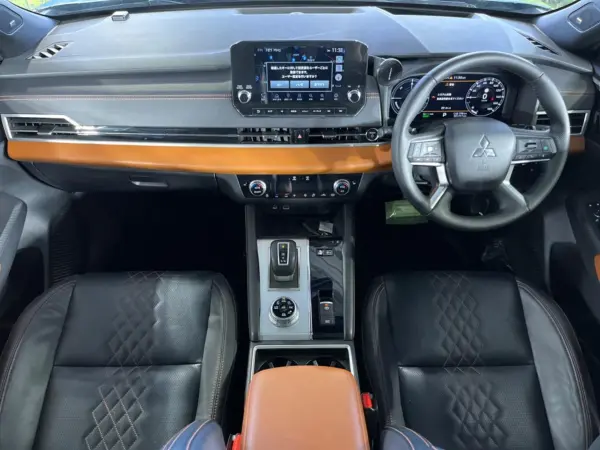 2022 Mitsubishi Outlander — photo 2 | Tuminion Kenya