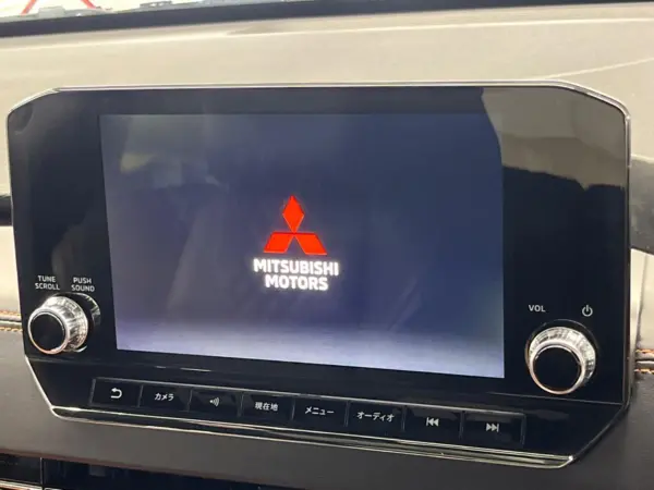 2022 Mitsubishi Outlander — photo 7 | Tuminion Kenya