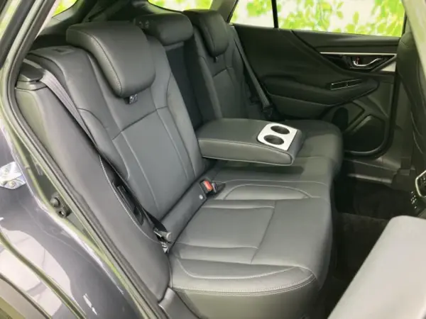 2024 Subaru Legacy Outback — photo 8 | Tuminion Kenya