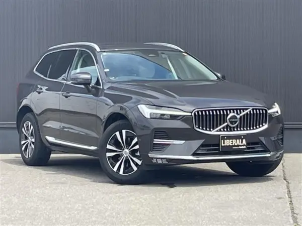 2022 Volvo Xc60 — photo 9 | Tuminion Kenya